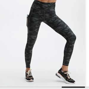 Mila capri 1X high wasted 18/20